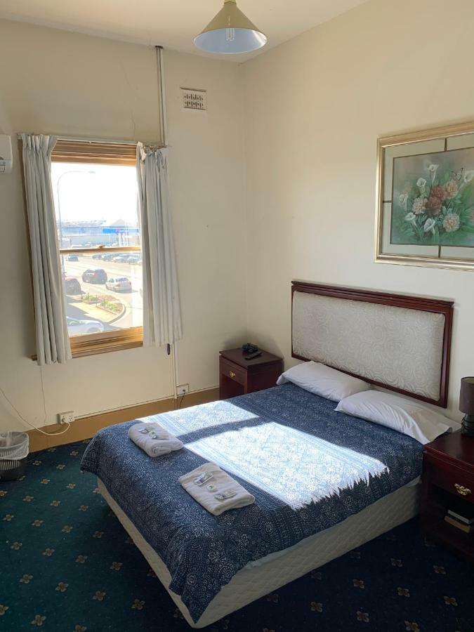 Great Western Hotel Ориндж Екстериор снимка